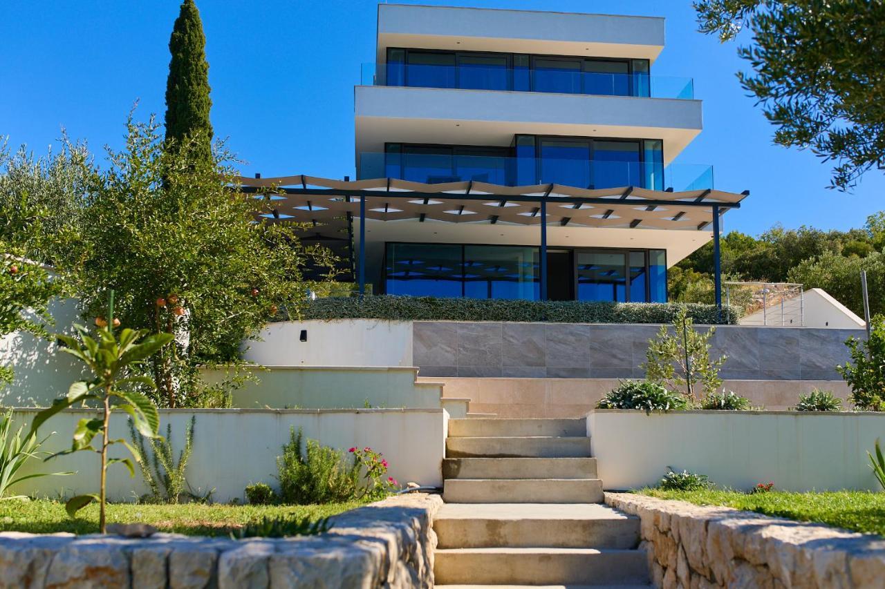Hedera Estate, Villa Hedera XV 斯拉诺 外观 照片