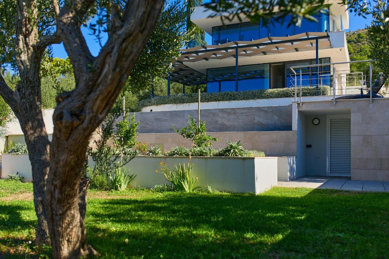 Hedera Estate, Villa Hedera XV 斯拉诺 外观 照片