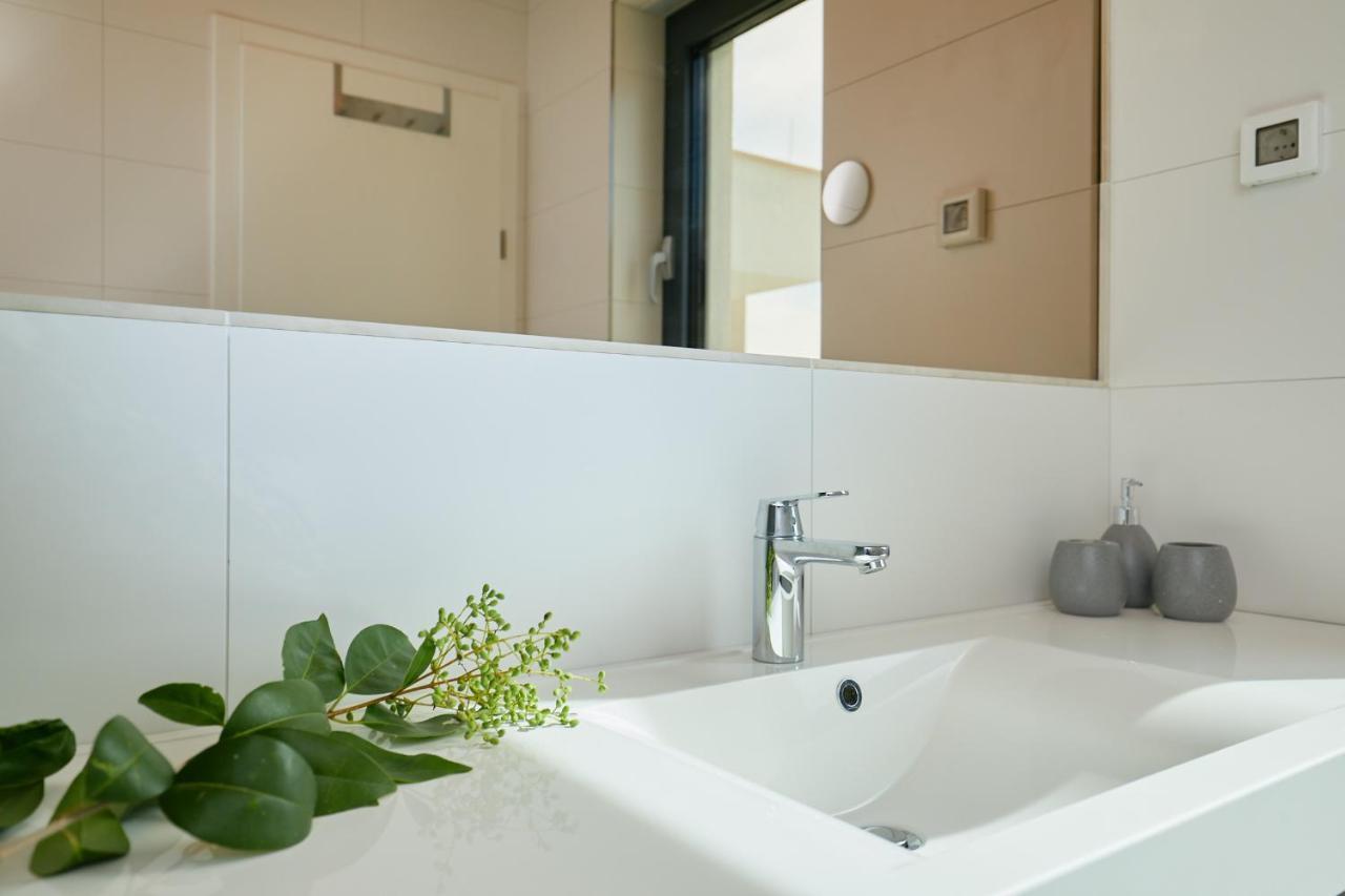 Hedera Estate, Villa Hedera XV 斯拉诺 外观 照片